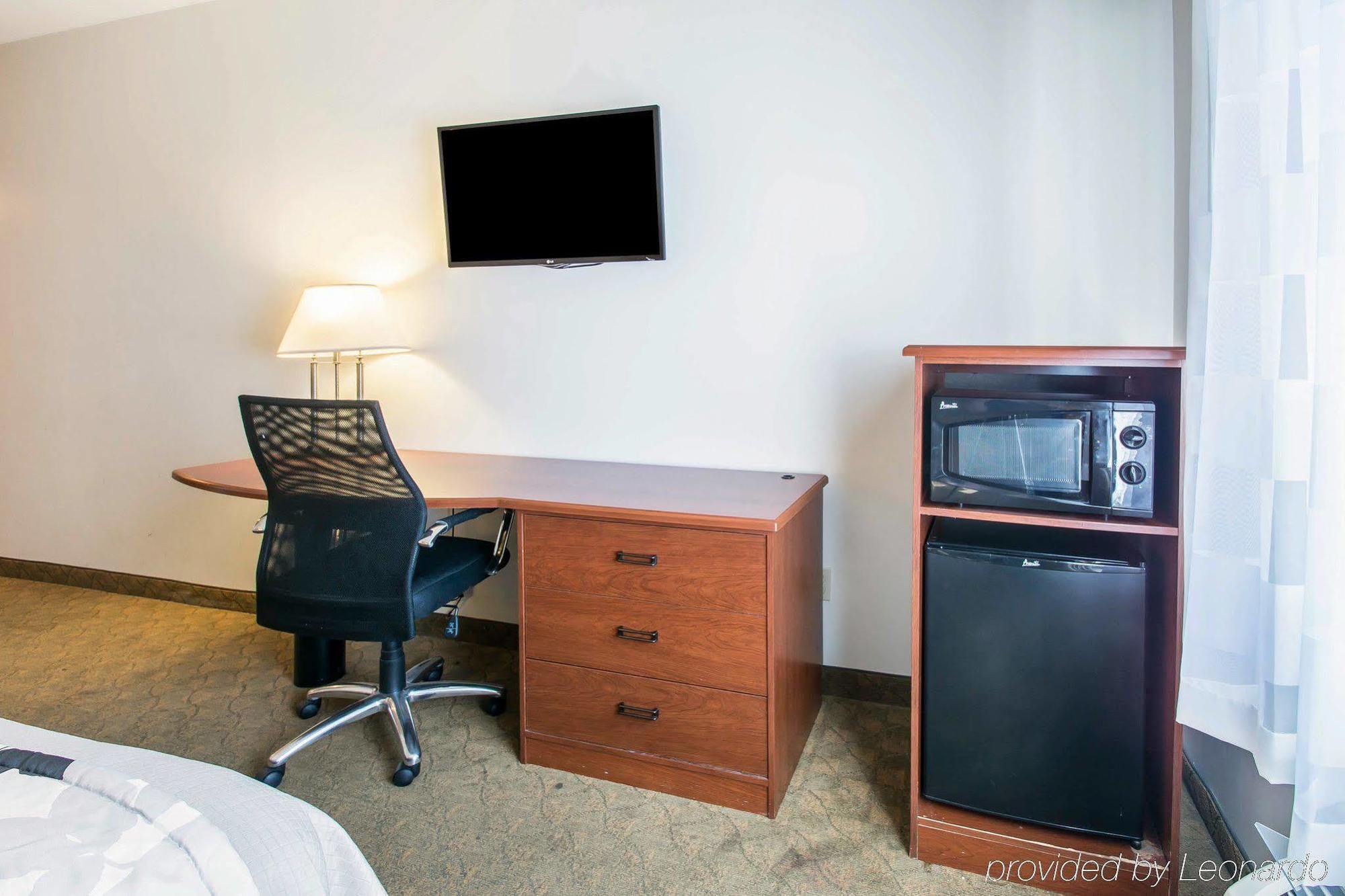 Sleep Inn y Suites Upper Grand Lagoon Exterior foto
